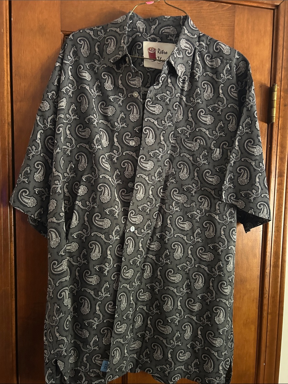 Men’s Short-Sleeve Paisley Button-Down Shirt - Charcoal